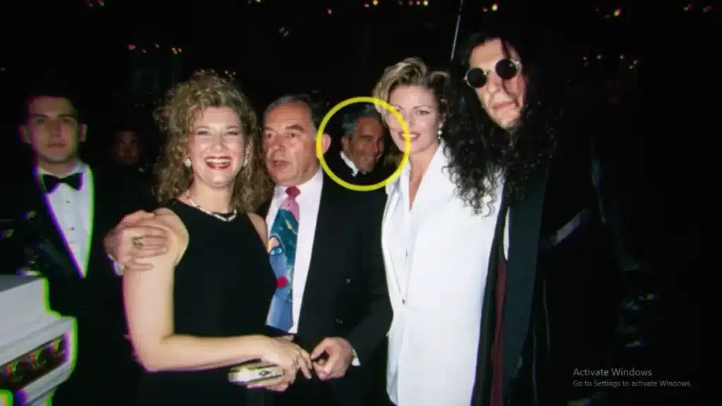 अमीर और Impressive लोगों से संबंध