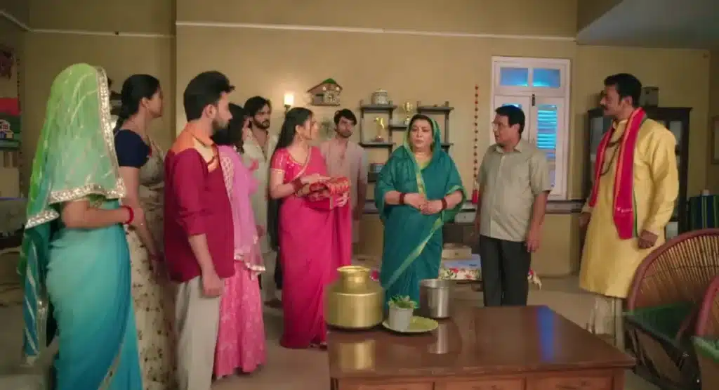 ताऊजी की एंट्री और बड़ा सच