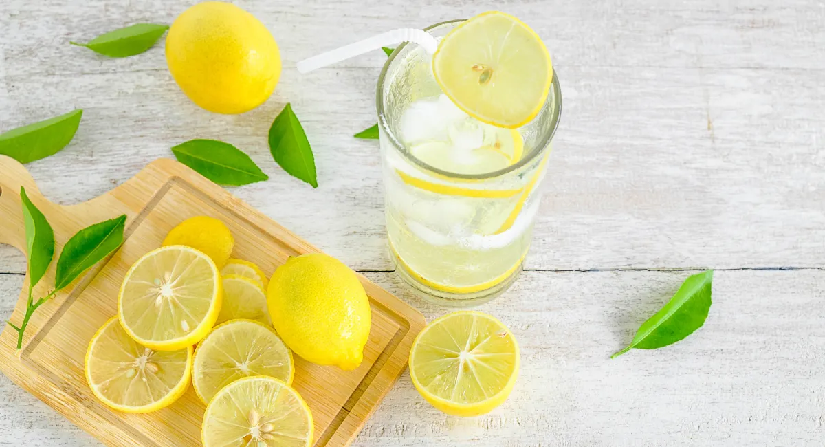 Subah khaali pet nimbu paani peene ke fayde